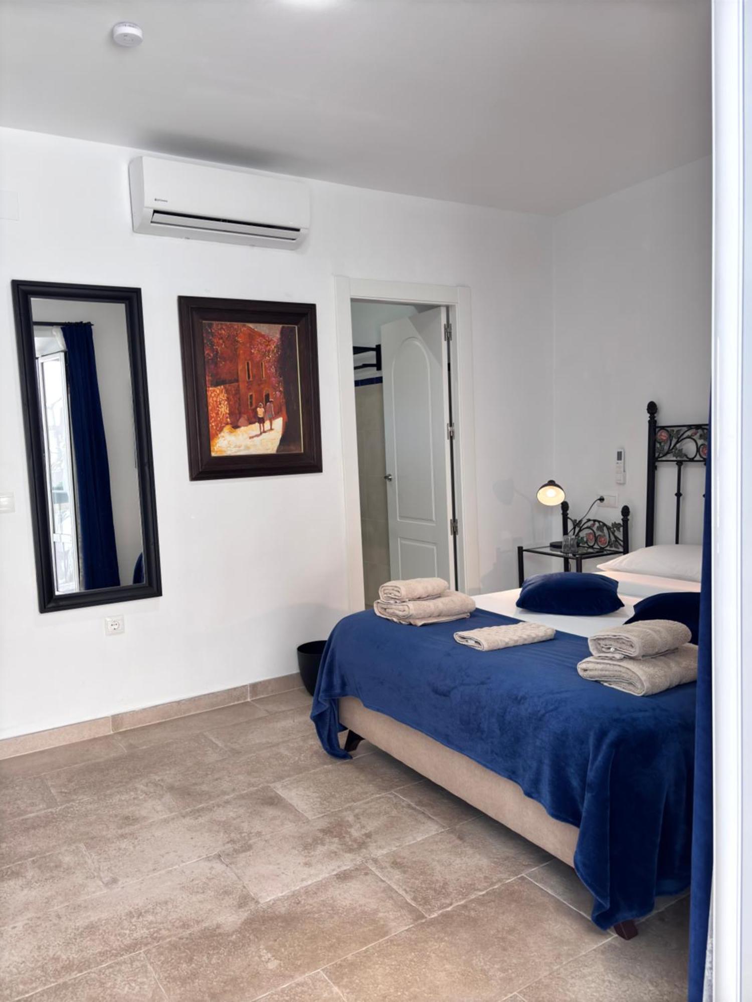 Shanti'S Andalusian Rooms มาลากา ภายนอก รูปภาพ